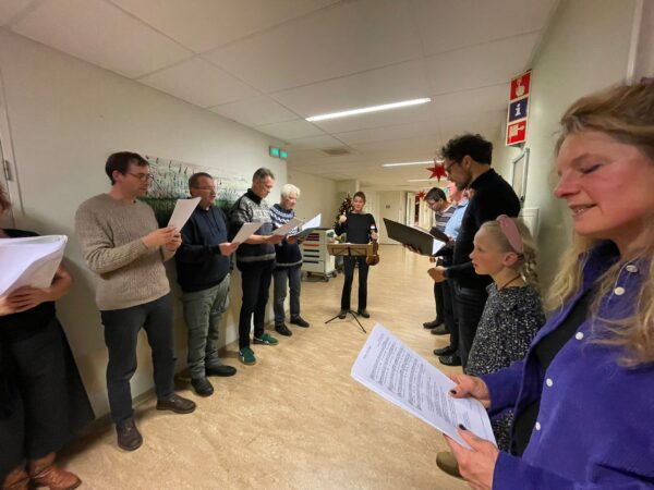 Zwaankoor zingt